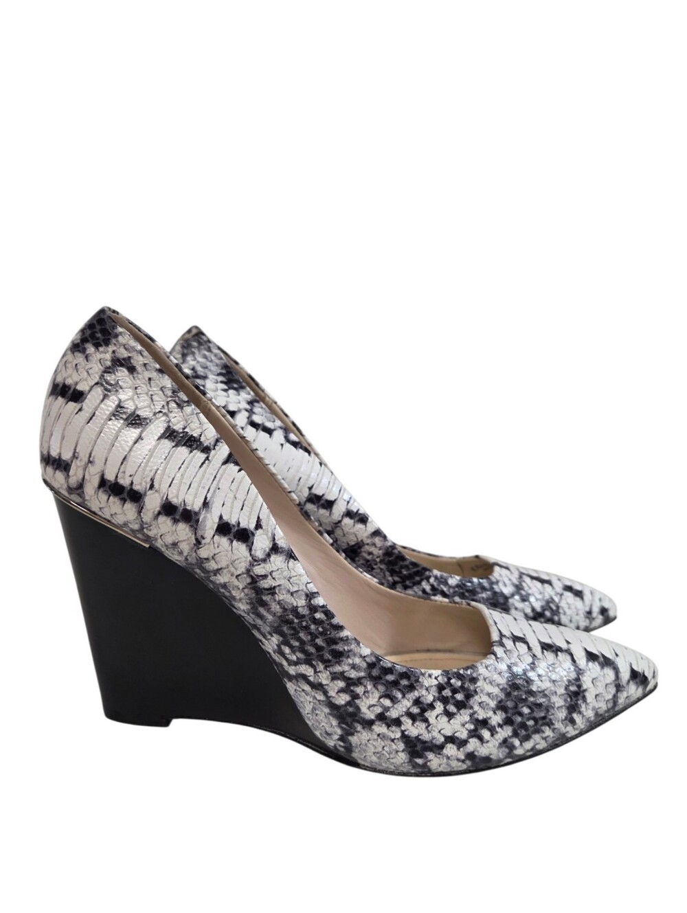 Coach Heel Point Toe Wedge Snake No Flaws 9